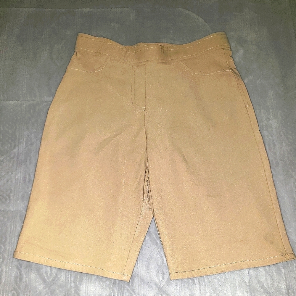 ❤Laura Scott Khaki Shorts - Picture 1 of 7